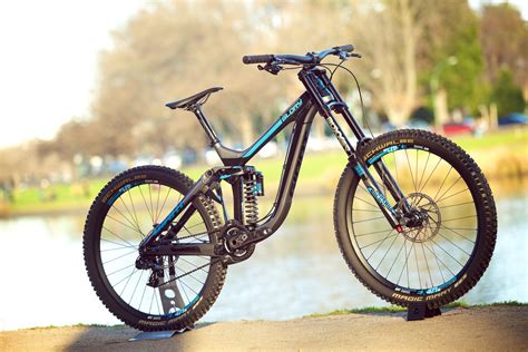 Gigantic bike - Price Low To High. Popular. CLEAR ALL. Frame Size (cms) Wheel Size. Colour. Brake type. Suspension Travel. Gears. Bike Weight (kgs) Internal Cabling. Height (feet) Age …